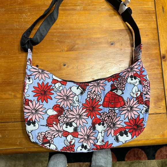 Peanuts Baggu Medium Crescent Bag - Picture 2 of 5